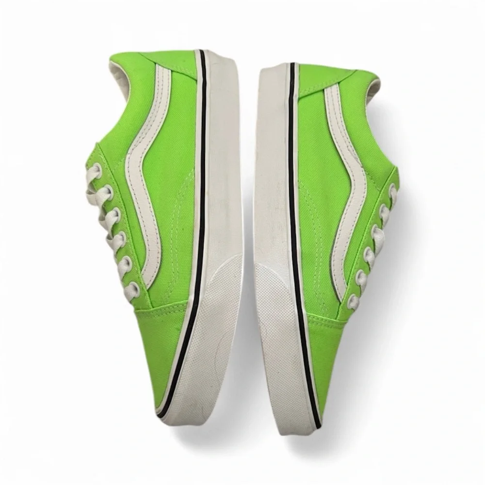 Vans Old School Neon Green Canvas Low-Top Sneakers with White Accents - Picture 5 of 10